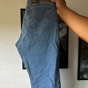 Levi’s Wedgie Straight